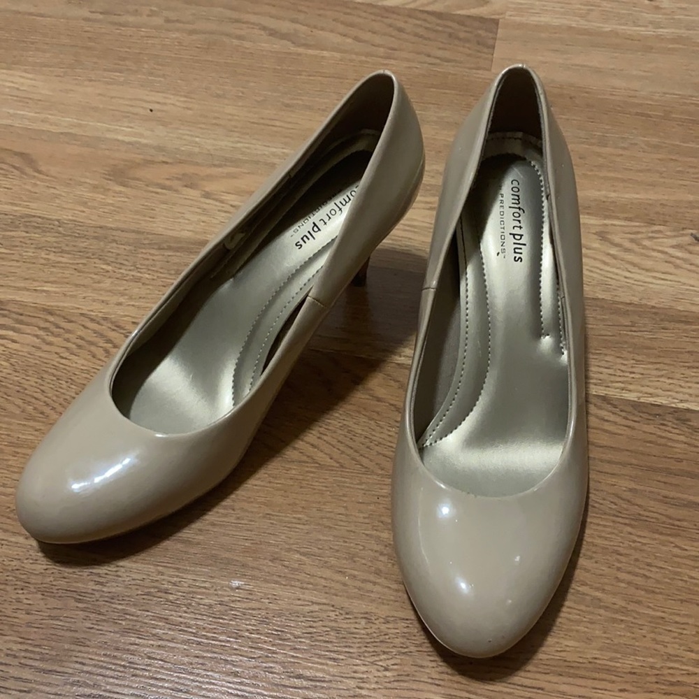 Nude heels
